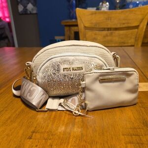Steve Madden Beige and Gold Crossbody Bag Set